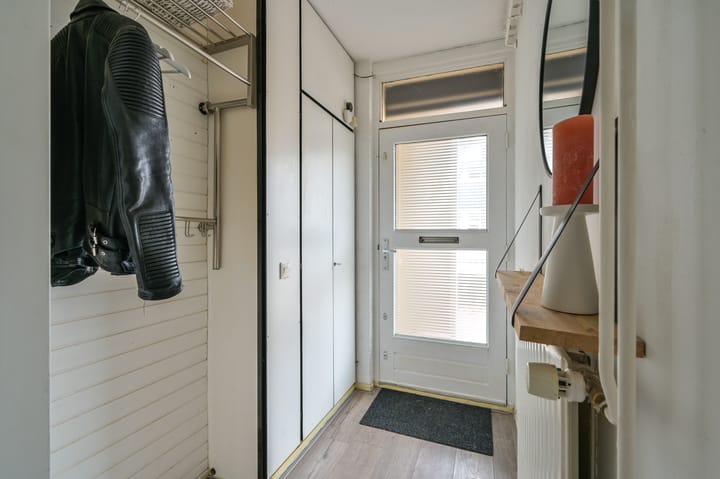 Photo 6 of Orvelterdek 37