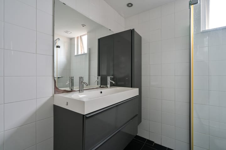 Photo 27 of Orvelterdek 37