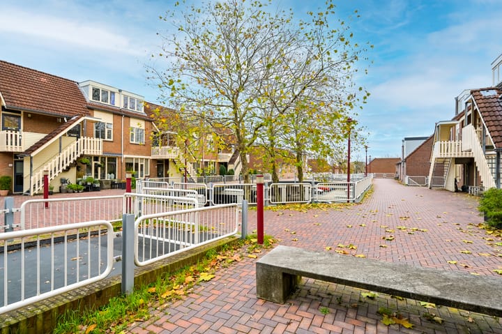 Photo 45 of Orvelterdek 37