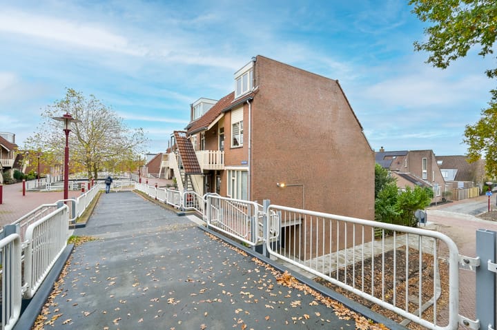 Photo 49 of Orvelterdek 37