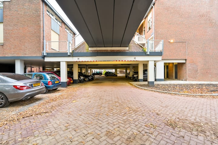 Photo 53 of Orvelterdek 37