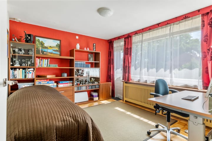 Photo 27 of Julianalaan 24-C