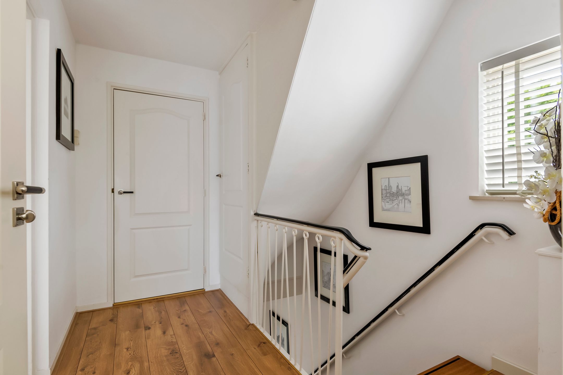 Foto 33 van Julianalaan 24-C