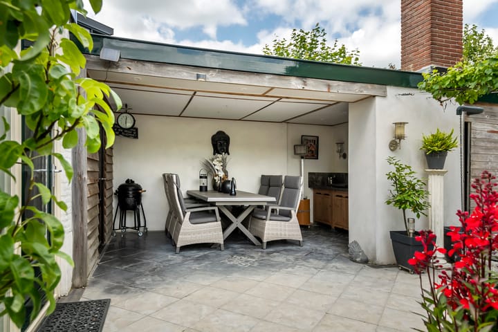 Photo 42 of Julianalaan 24-C