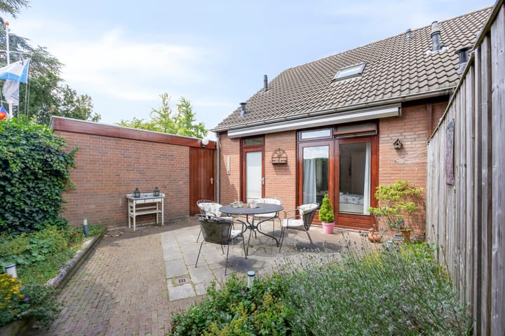 Foto 15 van Burgemeester Neetstraat 3