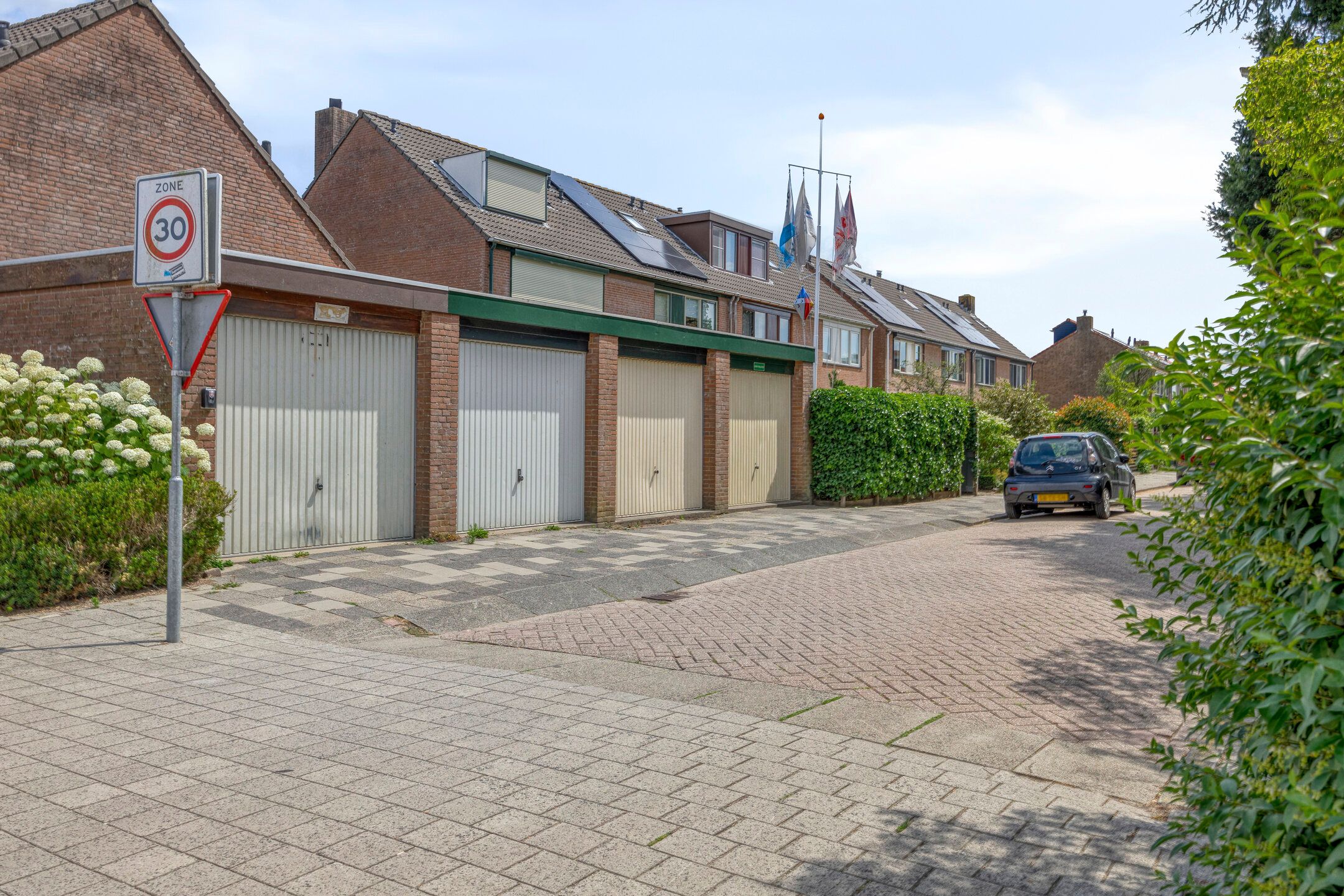 Photo 18 of Burgemeester Neetstraat 3