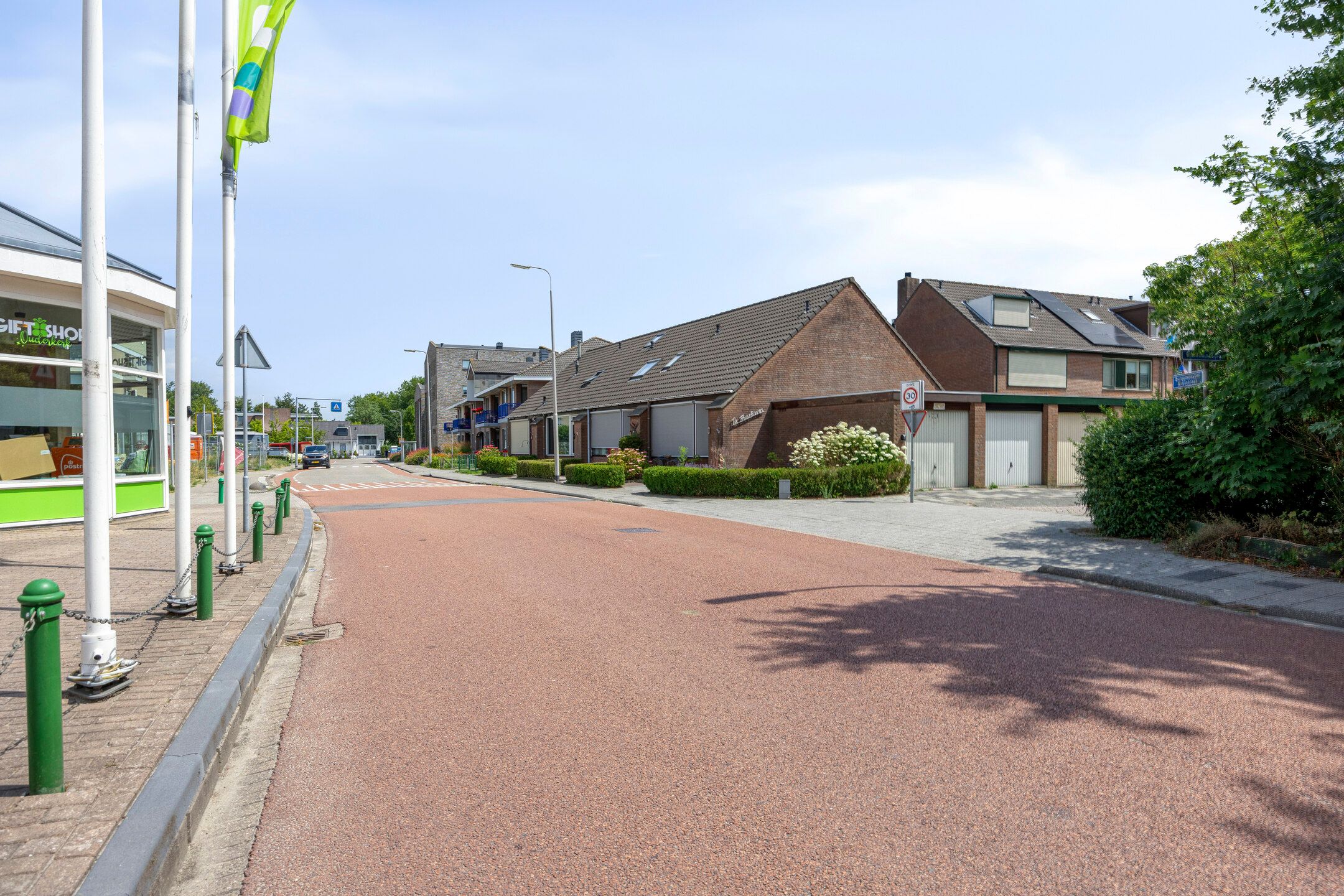 Photo 24 of Burgemeester Neetstraat 3