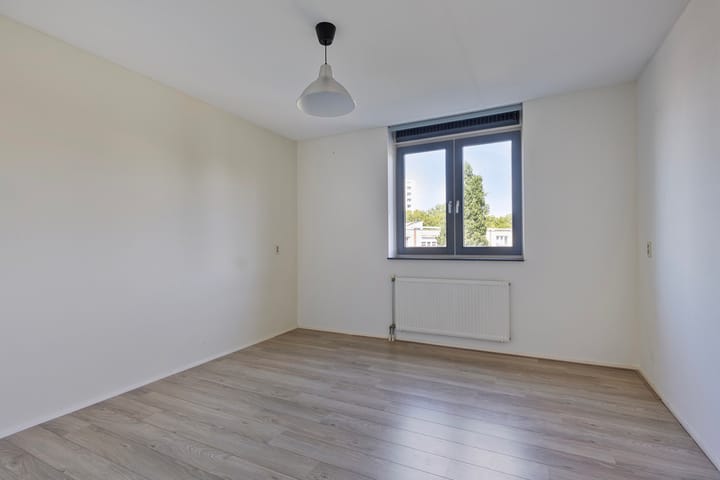 Foto 24 van Joop den Uyllaan 113