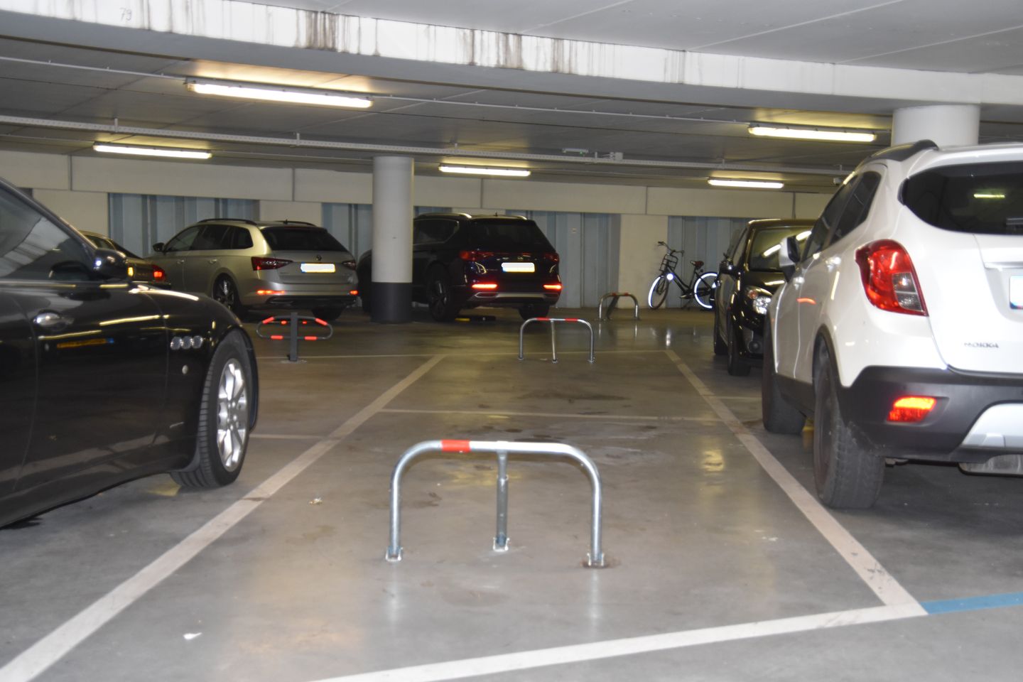 Foto 5 van Stationsplein (diverse parkeerplaatsen)