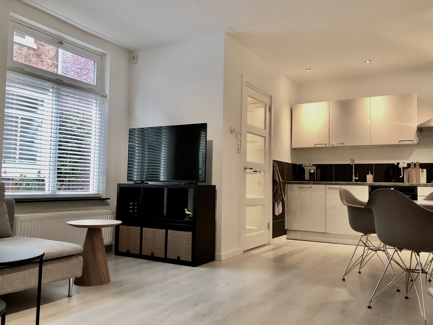 Foto 10 van Lange Annastraat 19