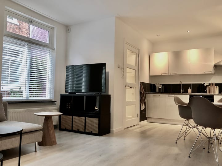 Foto 10 van Lange Annastraat 19