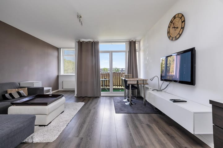 Photo 2 of Riebeekstraat 14-A01