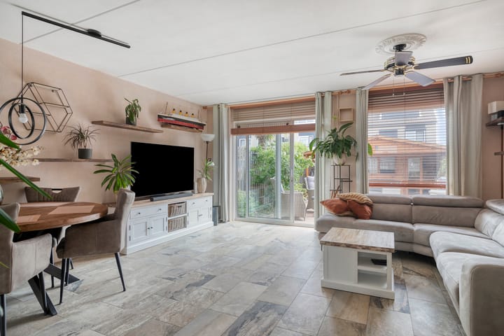 Foto 10 van Fagotstraat 2