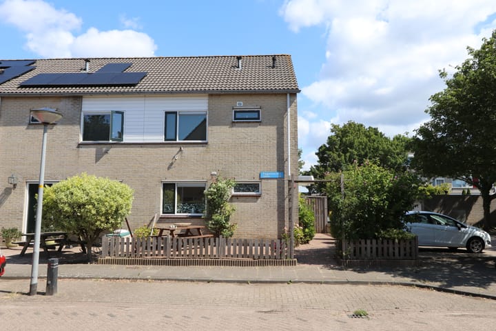 Foto 36 van Fagotstraat 2