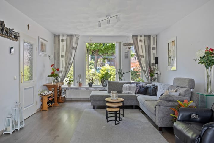 Foto 4 van Steenoven 22