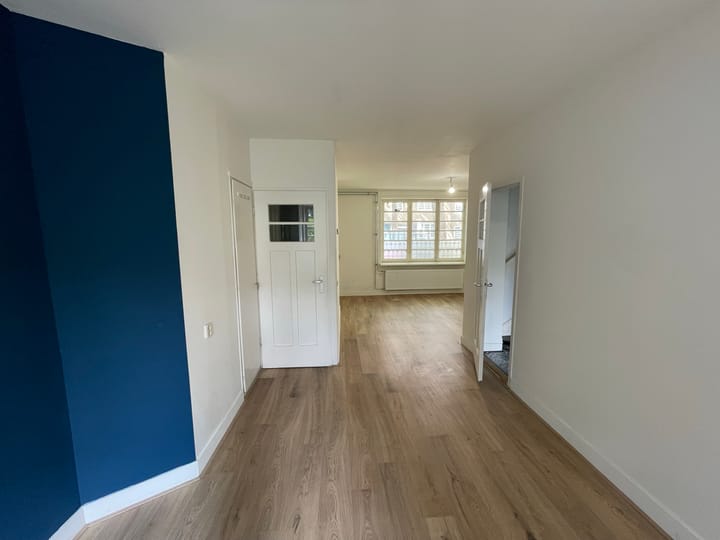 Photo 4 of Pieter Lodewijk Takstraat 31