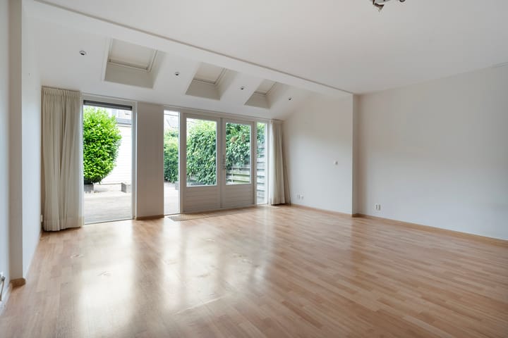 Foto 7 van Vrouwenlaan 162