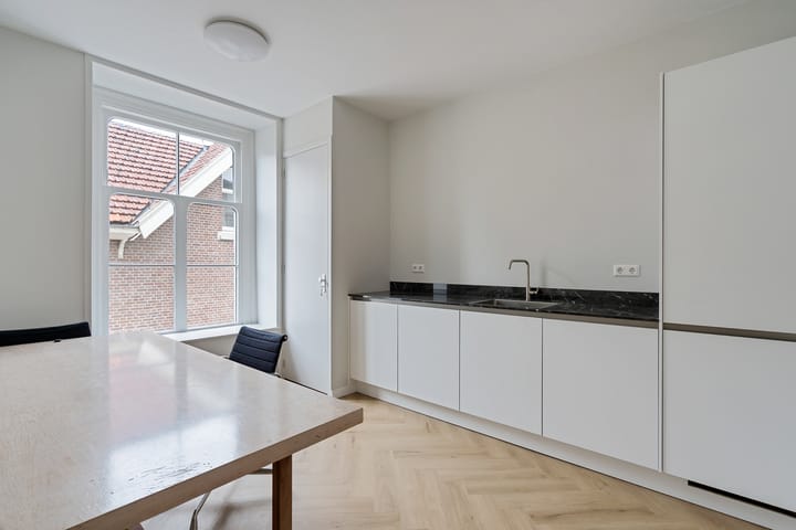 Photo 27 of Westzijde 81