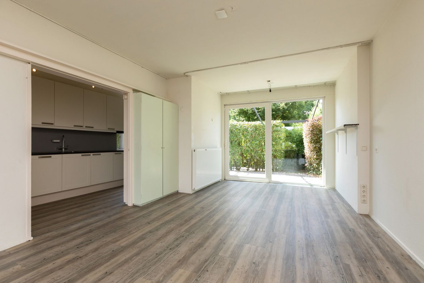 Photo 5 of Bordine 84