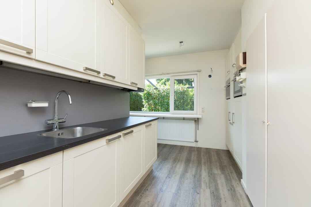 Photo 7 of Bordine 84