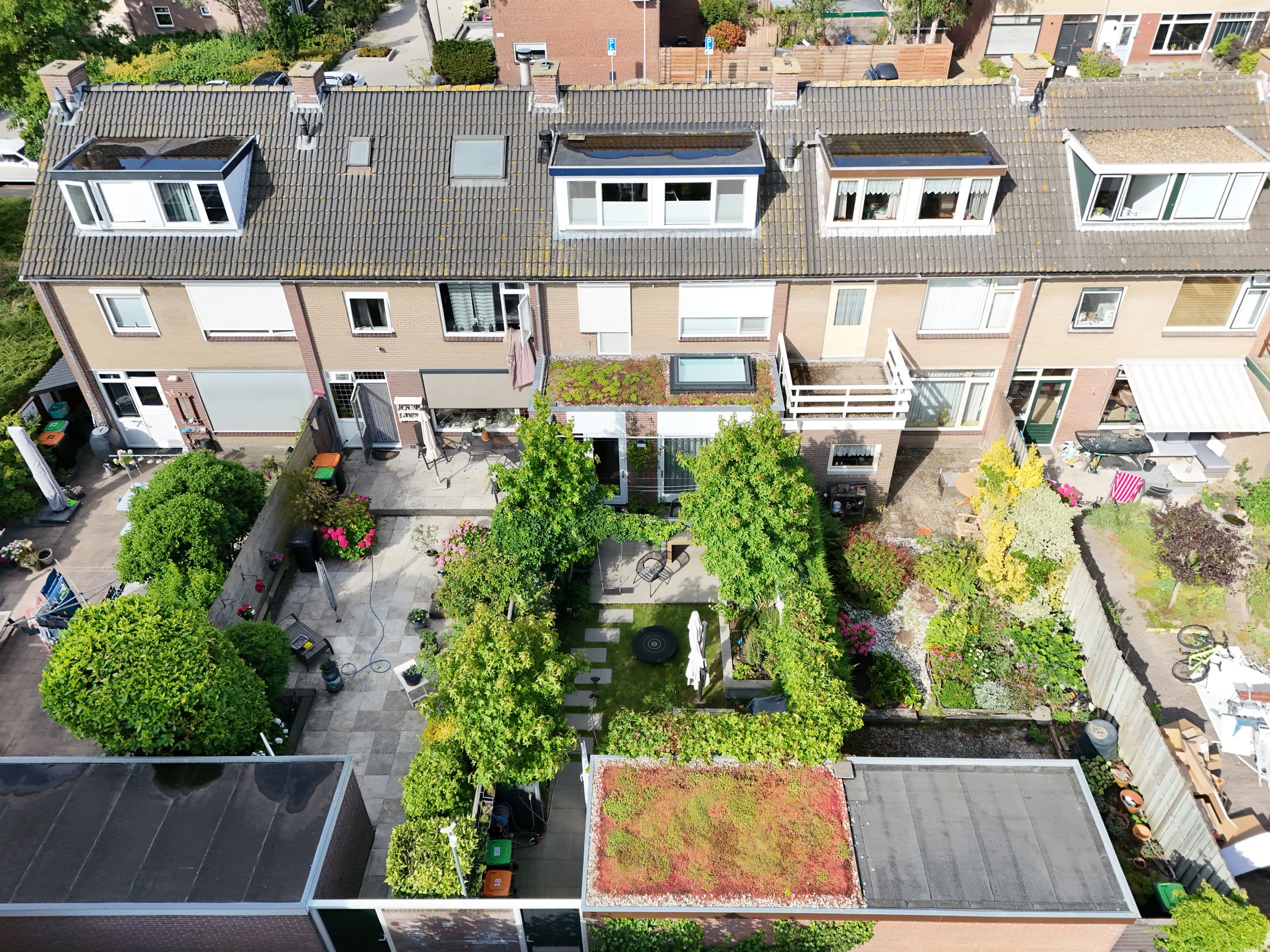 Photo 45 of Irisstraat 18