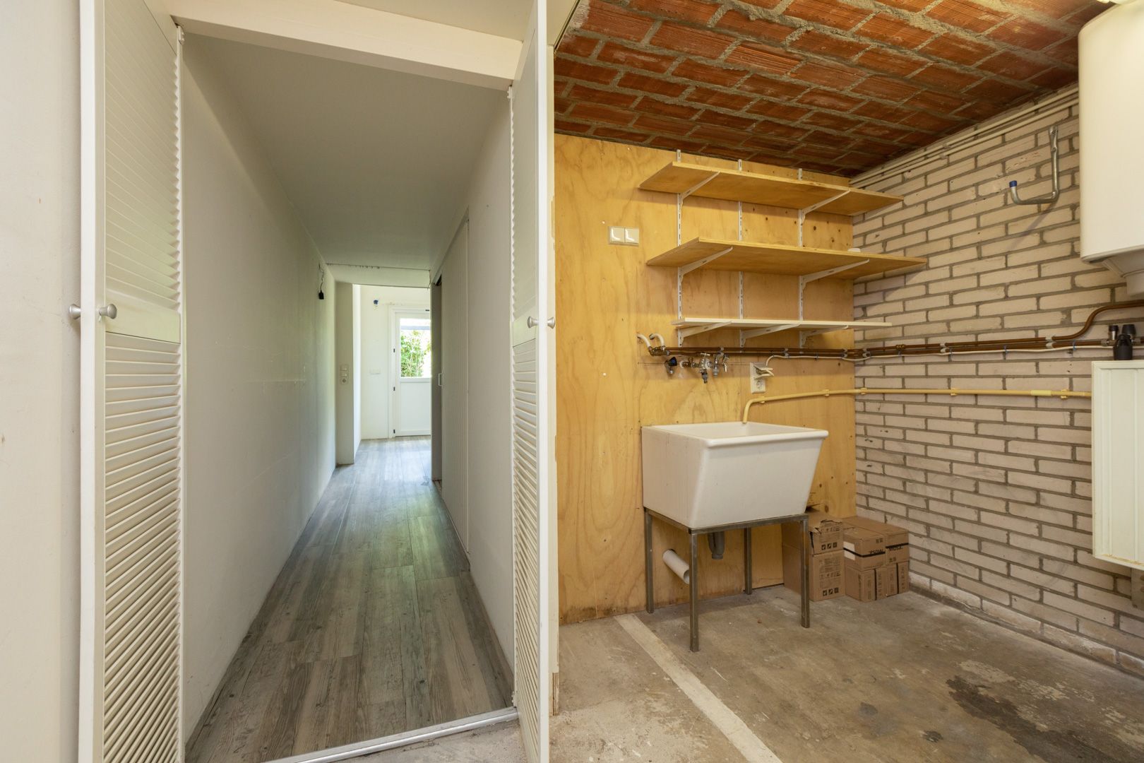 Photo 15 of Bordine 84