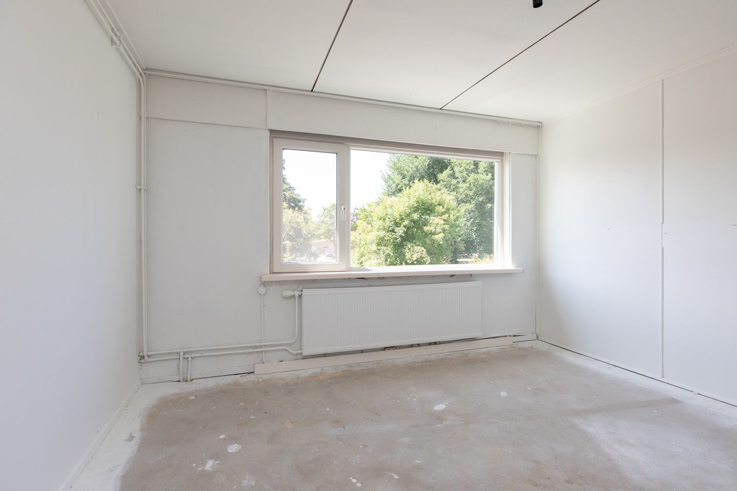 Photo 25 of Bordine 84