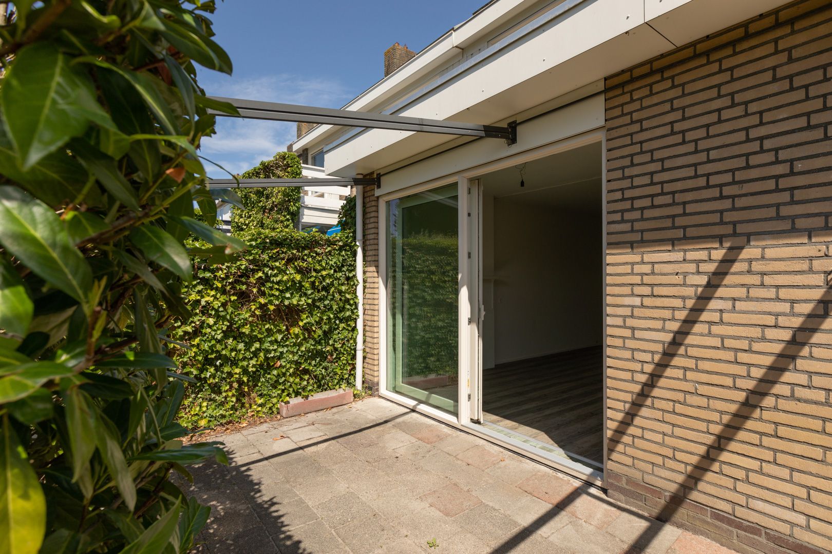 Photo 39 of Bordine 84