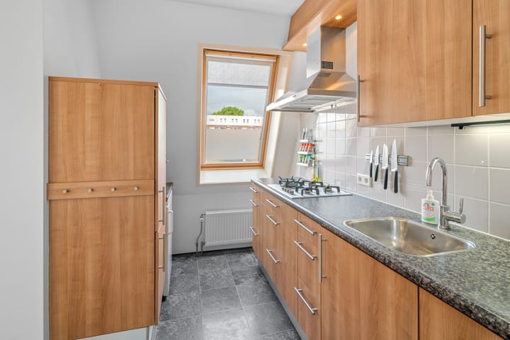 Foto 12 van Damstraat 46-E