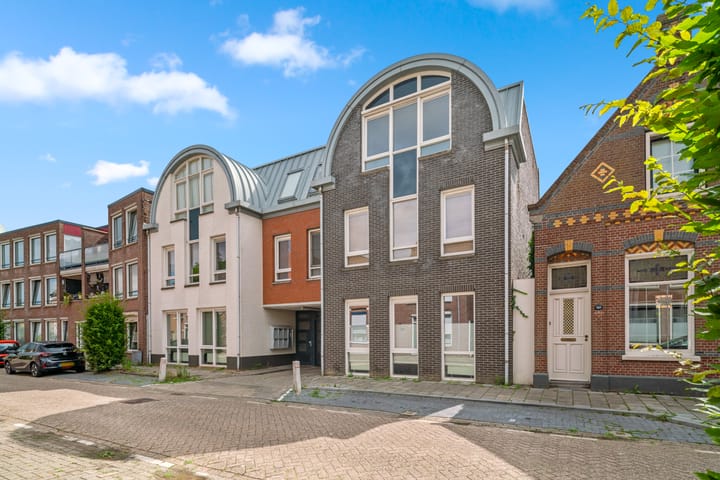 Foto 29 van Damstraat 46-E