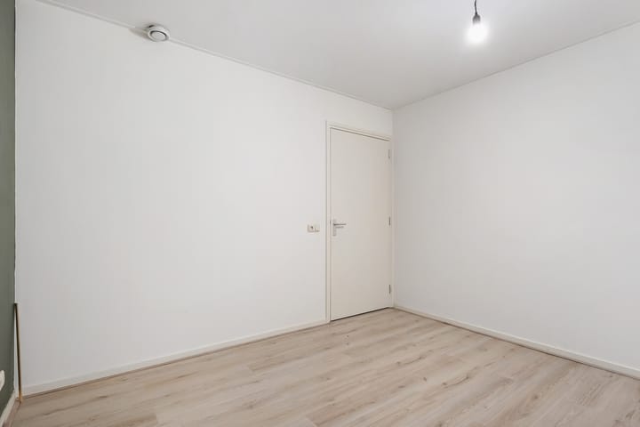 Foto 13 van Burgemeester van Riemsdijkstraat 7-B