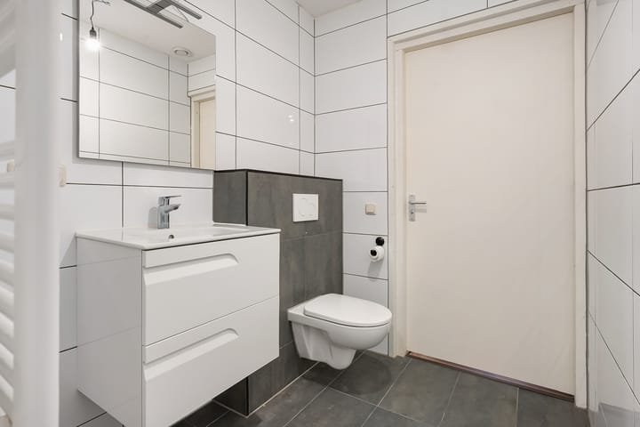 Foto 15 van Burgemeester van Riemsdijkstraat 7-B