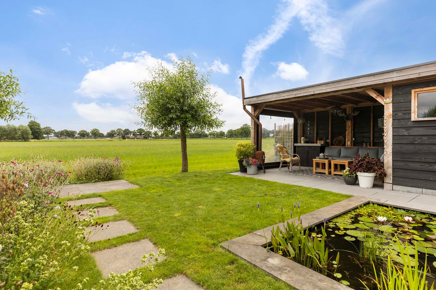 Photo 19 of Leigraaf 14-E