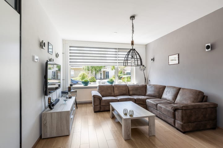 Foto 2 van Jan van Beaumontstraat 8