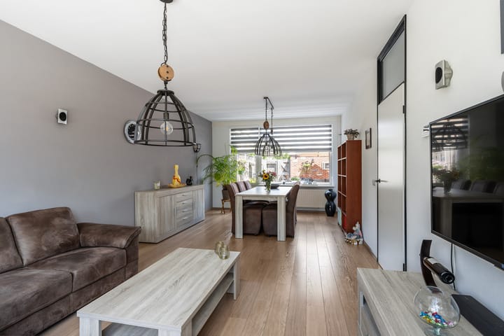 Foto 11 van Jan van Beaumontstraat 8