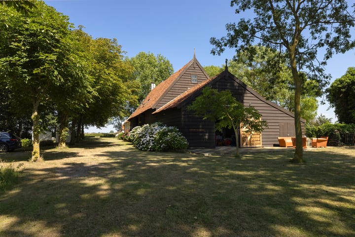 Photo 18 of Westduinweg 15