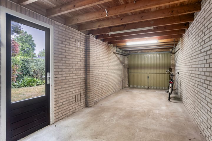 Photo 22 of Rulstraat 9