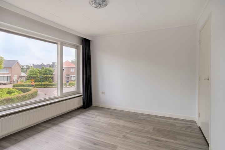 Foto 22 van Heuvel 11