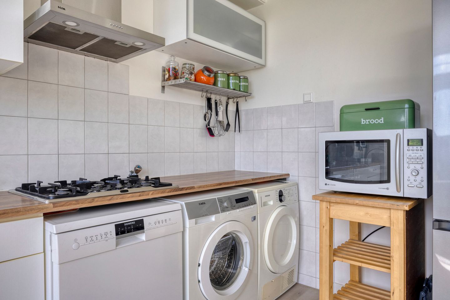 Foto 14 van Wethouder van Akenstraat 18