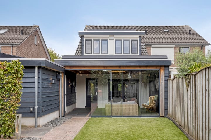 Foto 38 van Dokter van Wieringenstraat 25