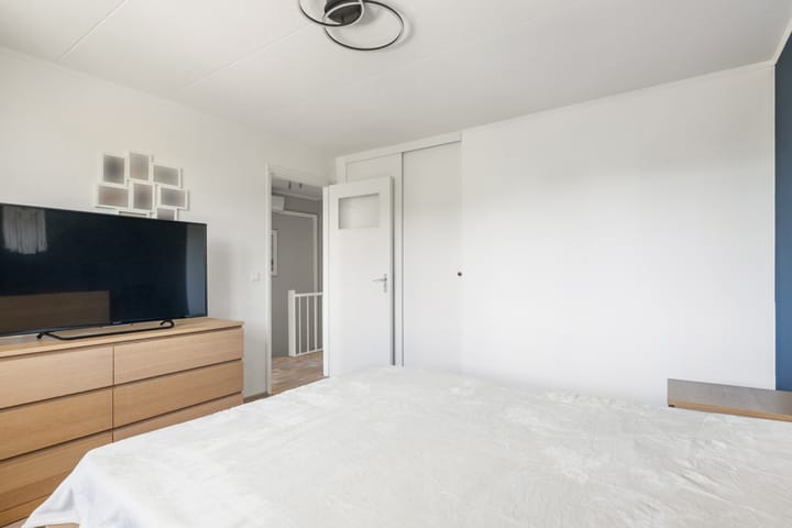 Foto 15 van Deken Rhoenstraat 5