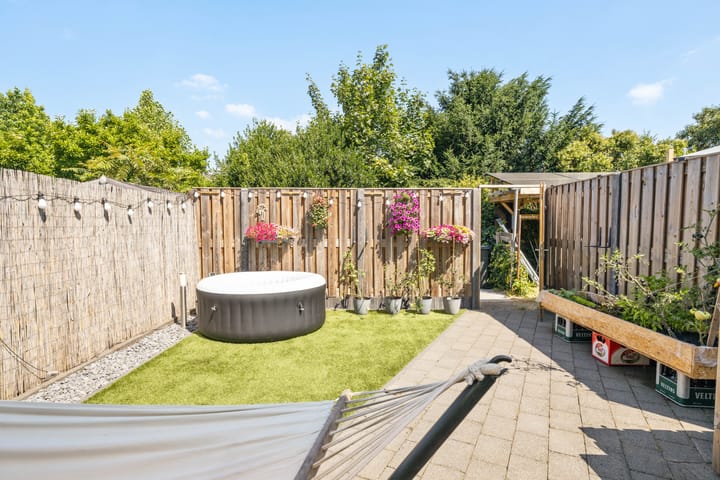 Foto 25 van Deken Rhoenstraat 5