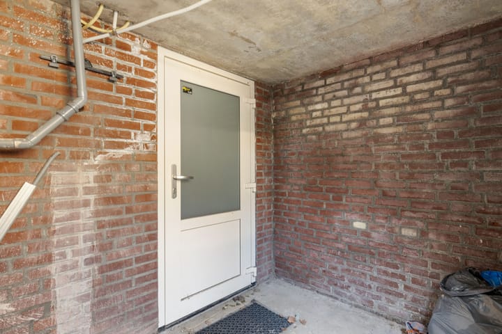 Foto 30 van Deken Rhoenstraat 5