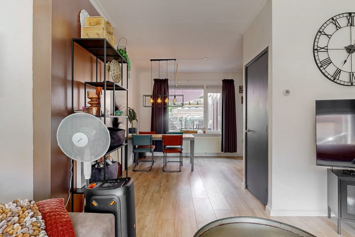 Foto 10 van Gladiolensingel 45