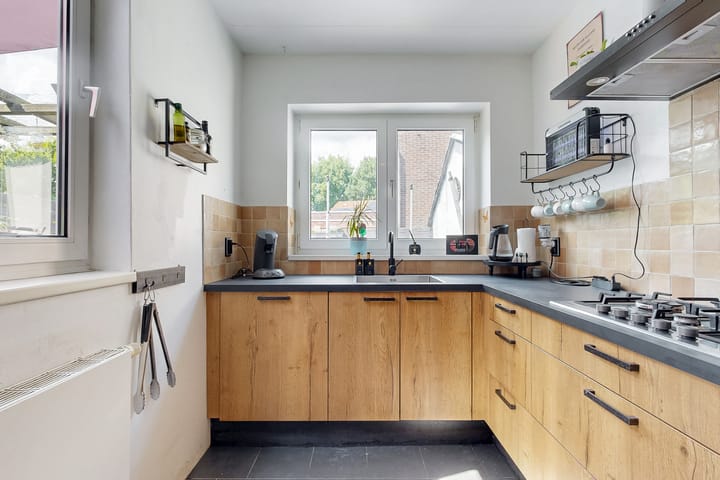 Foto 15 van Gladiolensingel 45