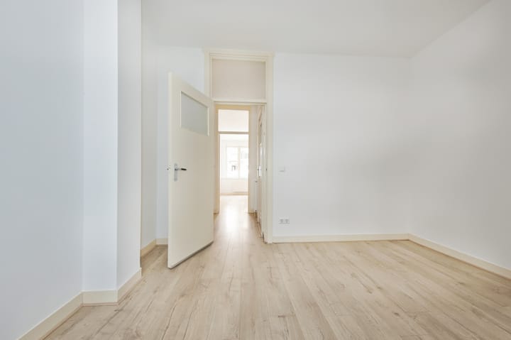 Photo 10 of Van Spilbergenstraat 44-H