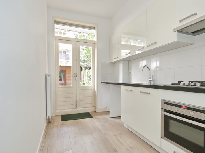 Photo 12 of Van Spilbergenstraat 44-H