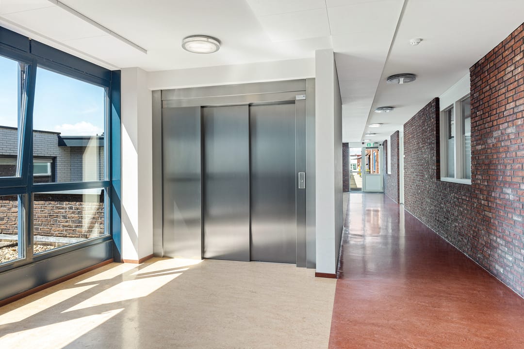 Photo 16 of J. Cohenstraat 11-B