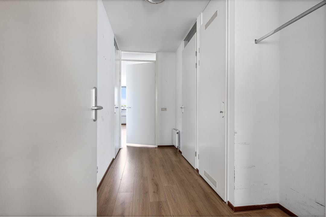 Photo 22 of J. Cohenstraat 11-B