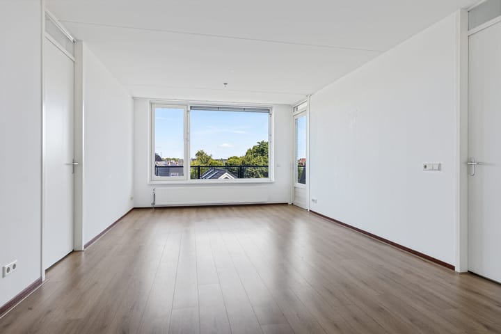 Foto 25 van J. Cohenstraat 11-B